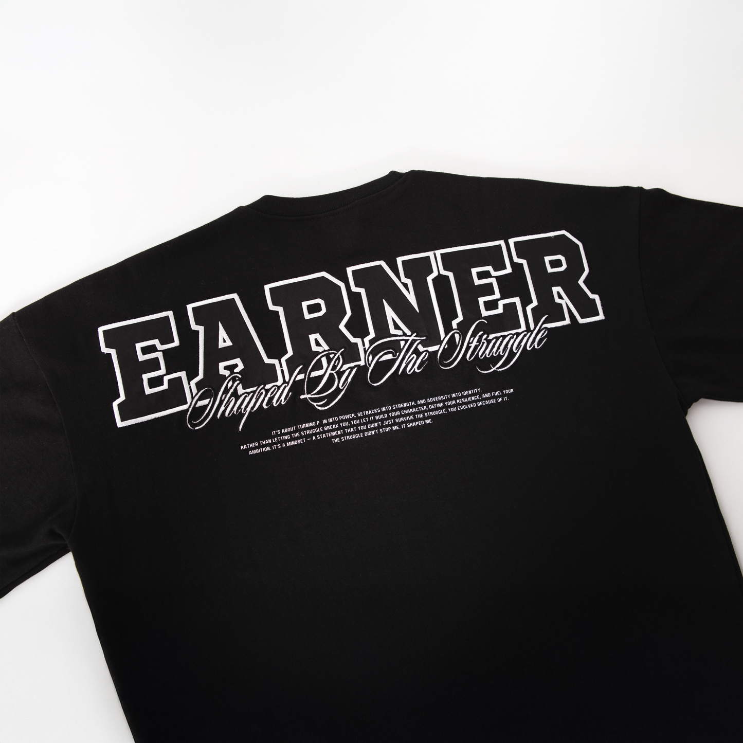 Earner Oversize Black Tee