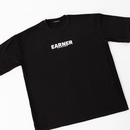 Earner Oversize Black Tee